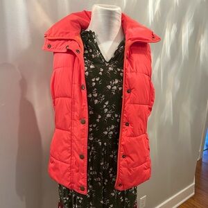 Old Navy Puffer Vest